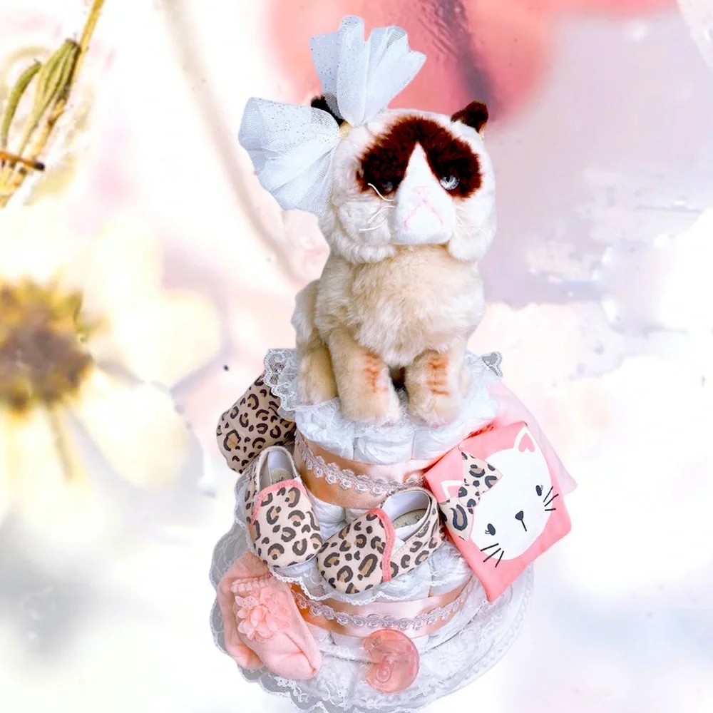 Kitten Girl Diaper Cake, Baby shower gift